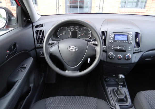 Hyundai I30 cena 15500 przebieg: 192249, rok produkcji 2010 z Łódź małe 781